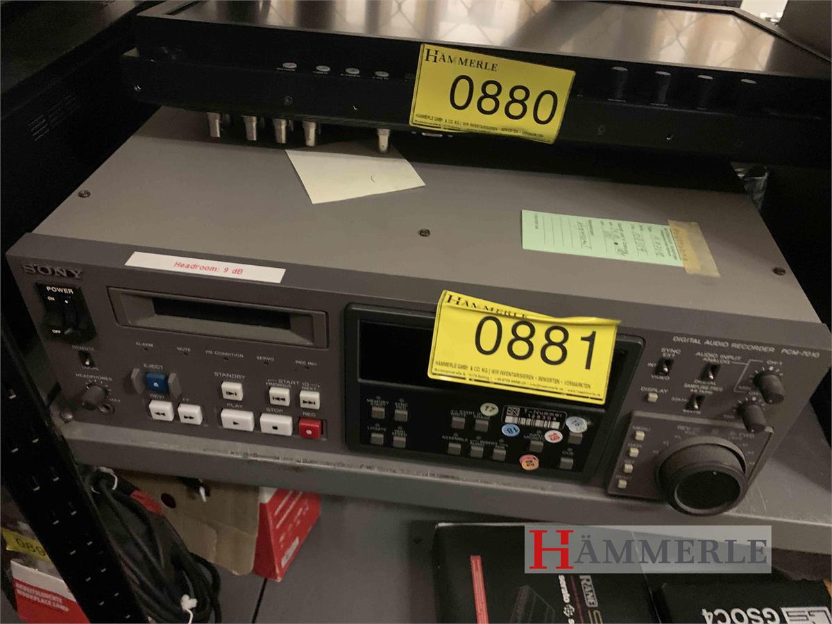 SONY PCM-7010 Digital Audio Tape Recorder